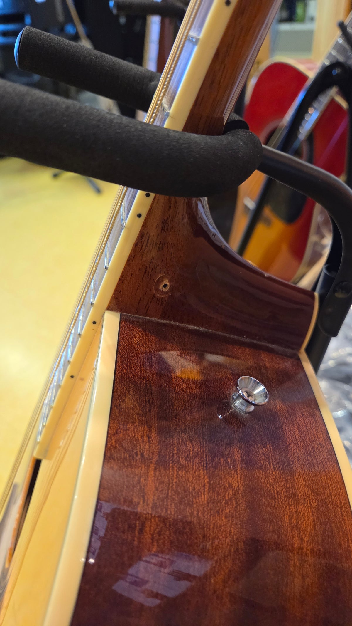 Guitare électro-acoustique Dreadnought pour gaucher Crafter D8L/N d'occasion