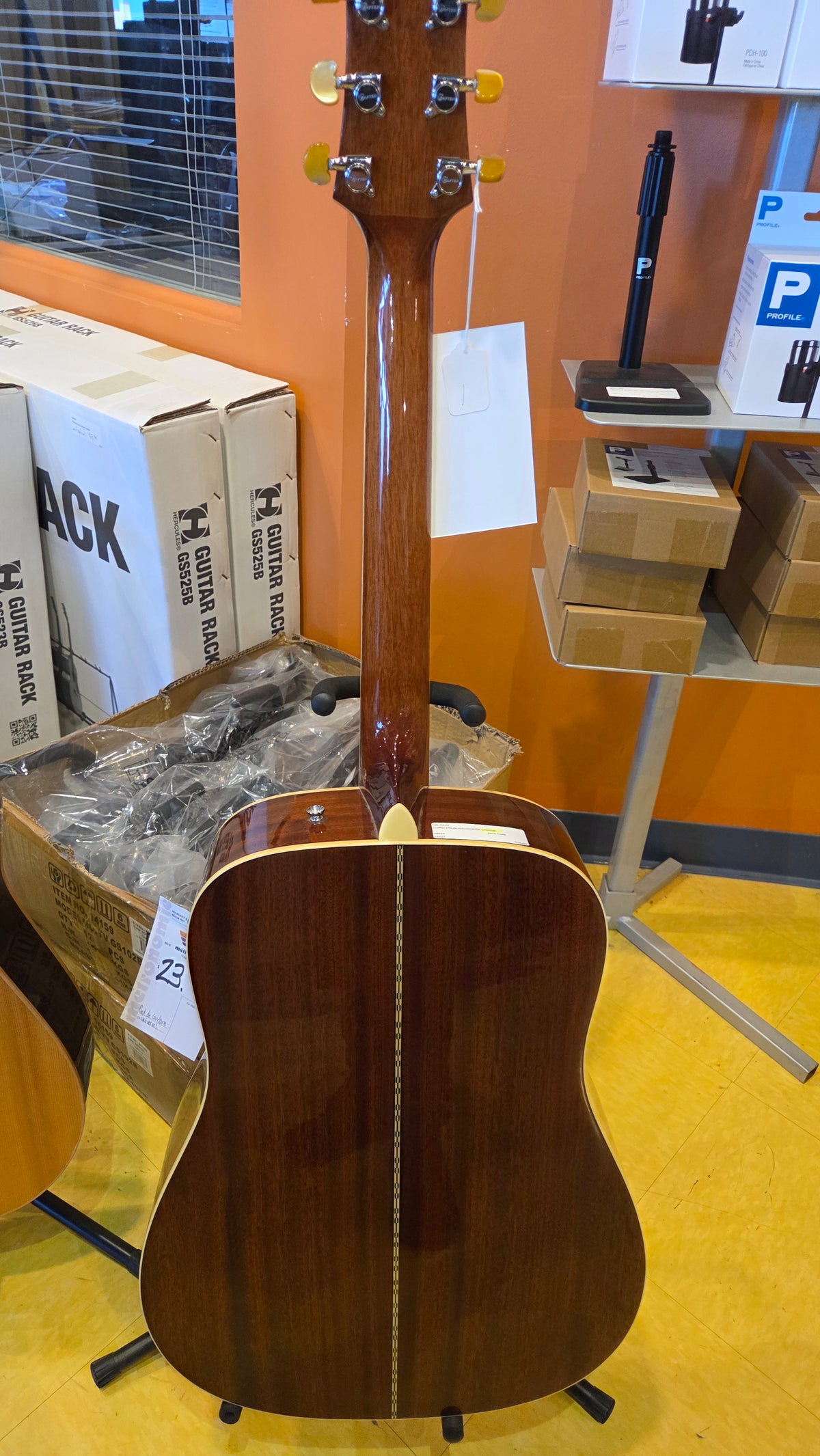 Guitare électro-acoustique Dreadnought pour gaucher Crafter D8L/N d'occasion