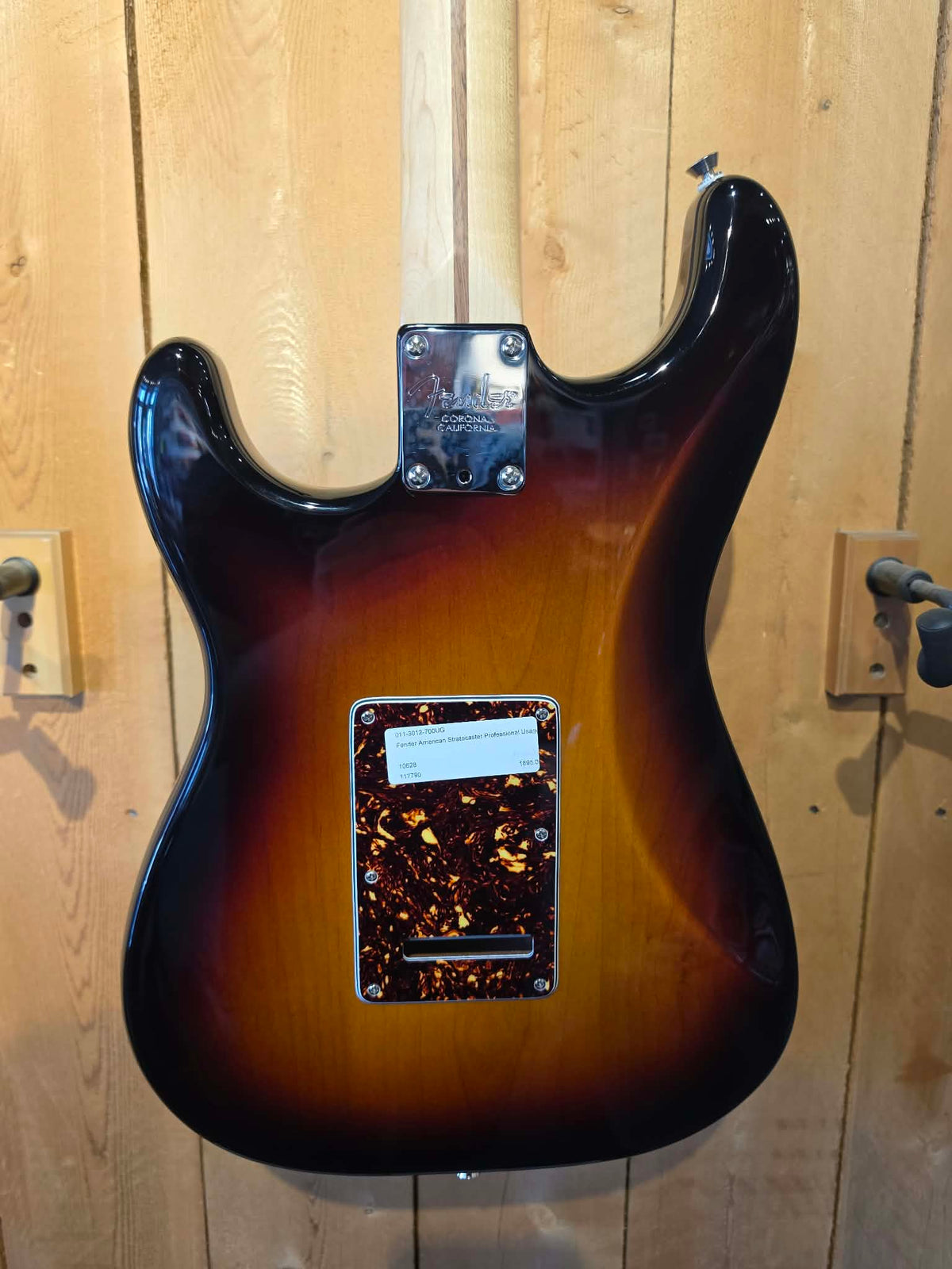 Pre-owned Fender American Professional Stratocaster Maple Fingerboard - 3-Colour Sunburst with case