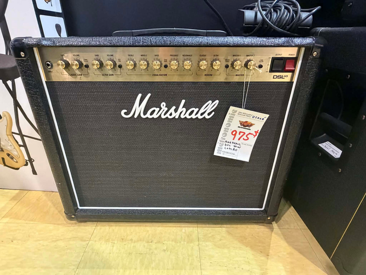 Ampli combo Marshall DSL40CR 40W d'occasion (comme neuf)