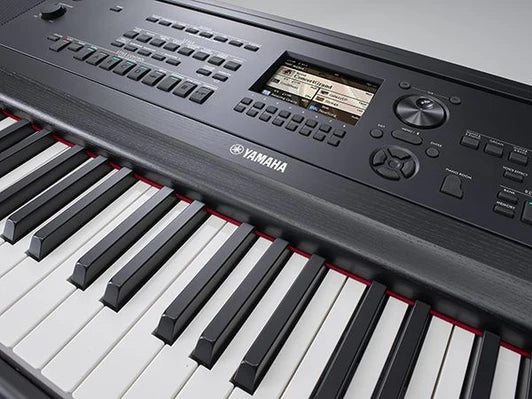 Yamaha - DGX670 Piano numérique 88 touches - Noir