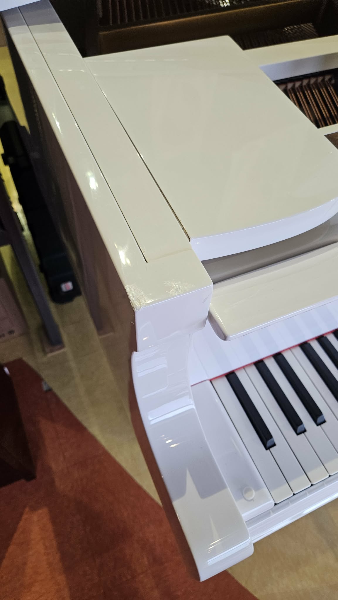 Piano à queue Young Chang White GP150 d'occasion