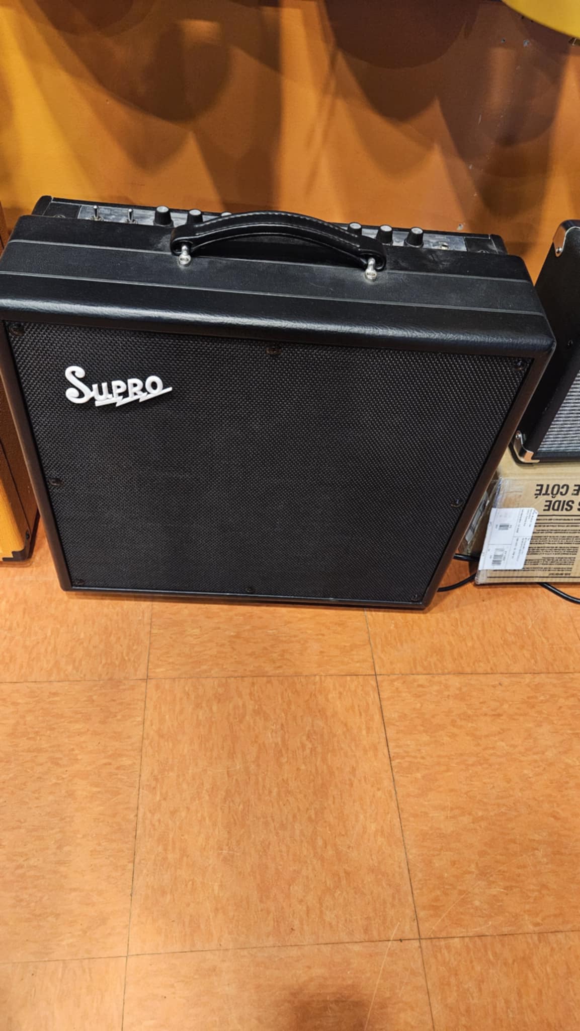 Ampli combo guitare Supro 1697R Galaxy 2 canaux 50 watts 1x12" d'occasion