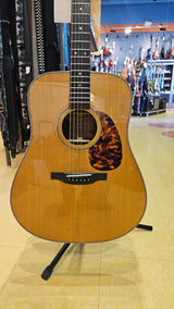 Boucher Acoustic guitar SG-42-CV with hard case