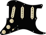 Fender - Pre-Wired Strat Pickguard Tex-Mex SSS 11 Hole - Black
