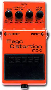 BOSS - Méga Distorsion