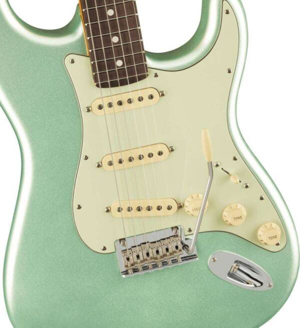 Fender Stratocaster Guitar American Professional II, rosewood fretboard - Mystic Surf Green - Image 2