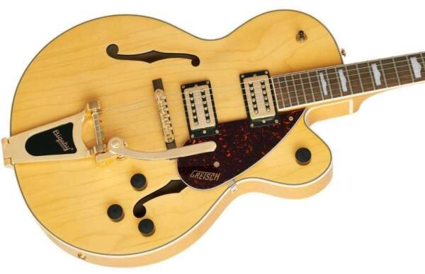 Gretsch Guitars				 				Streamliner G2410TG corps creux, simple coupe avec Bigsby et quincaillerie or, touche en laurier - Village Amber – Image 2